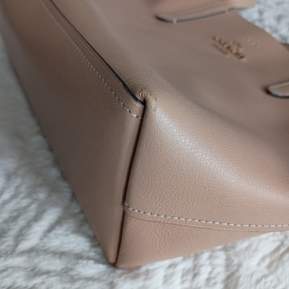 Coach Beige Leather Tote Bag - Picture 9 of 16
